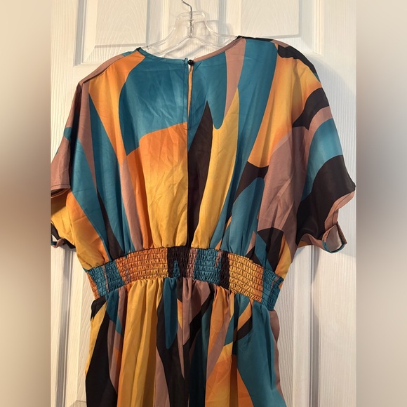 Colorful Geometric Jumpsuit - Picture 6 of 7